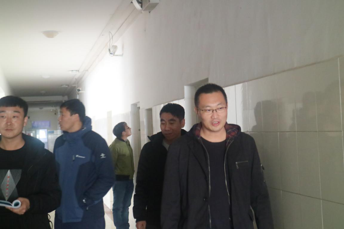 我系对学生公寓进行安全排查