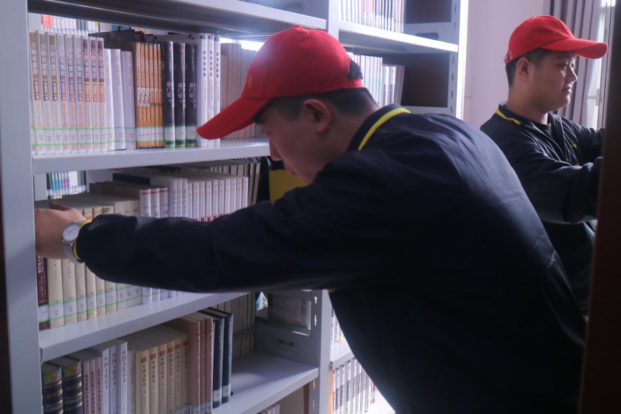我系开展学雷锋活动