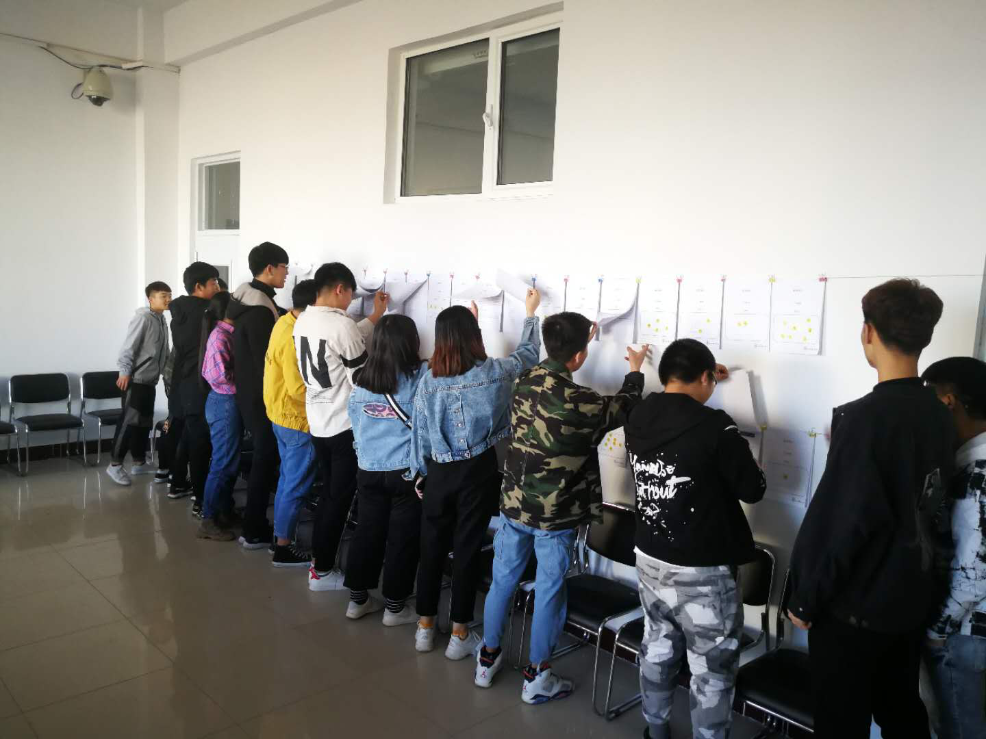各班级学习委员对我系教学设计并进行投票